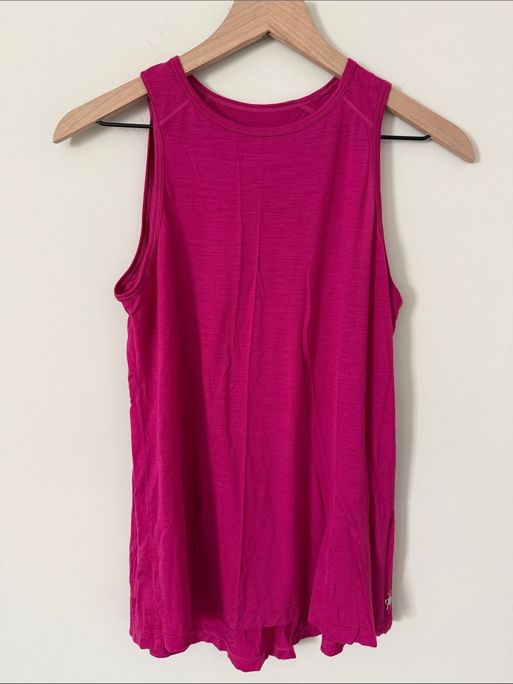 Smartwool merino sport 150 Women's Bright Fuchsia Sleeveless Tank